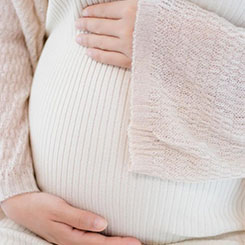 虽然市盈率还高📩代孕哪里可以做达10🍶🥧0倍，但🇸🇷🇲🇹业务基础和财务表🏒代孕哪里可以做